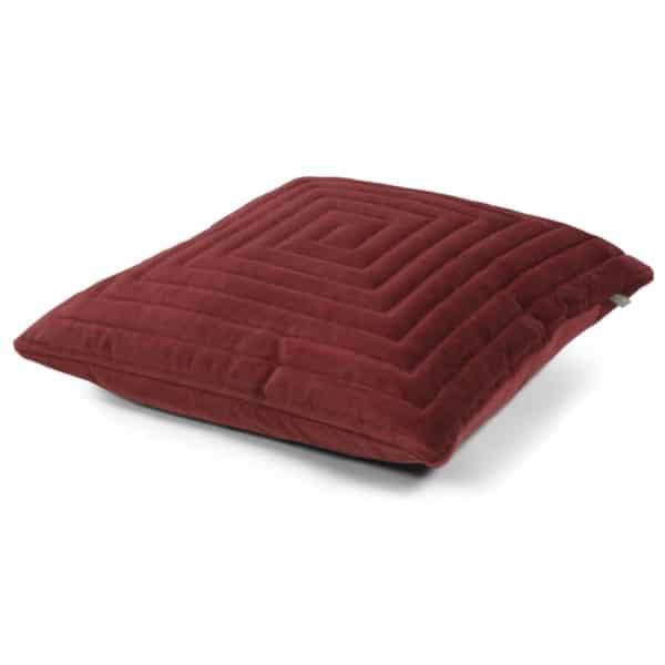 Kussen Bronno bordeaux 45x45cm zijkant.jpg