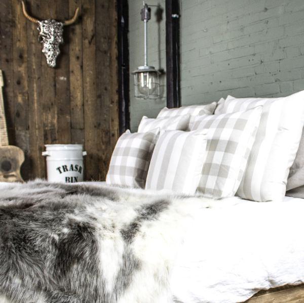 Kussen Chambray beige sfeerfoto