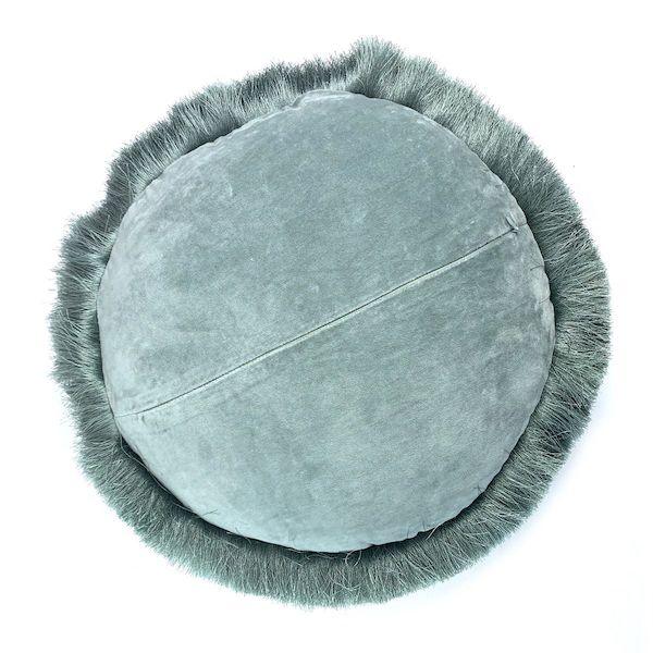 Kussen Dolly olijf rond 45x45cm achterkant