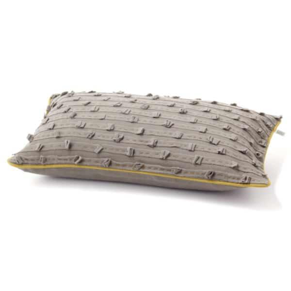 Kussen Molta taupe 50x30cm zijkant