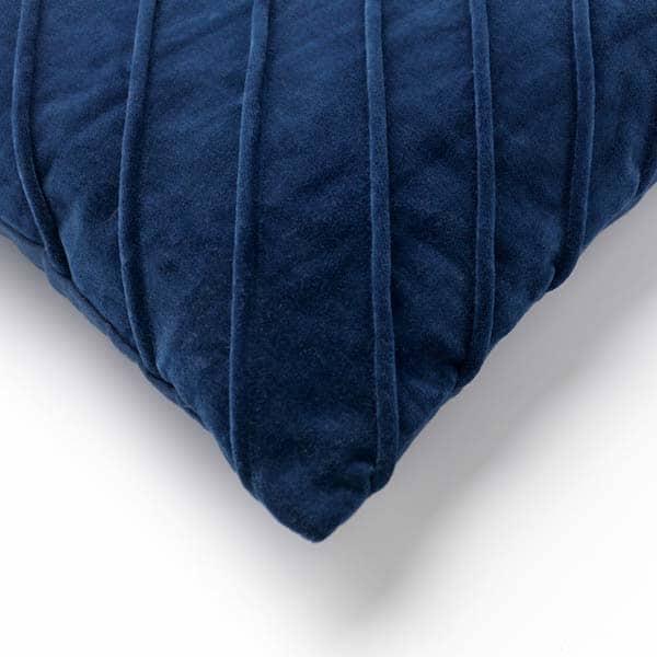 Kussen Paco insignia blue 60x40cm hoekdetail