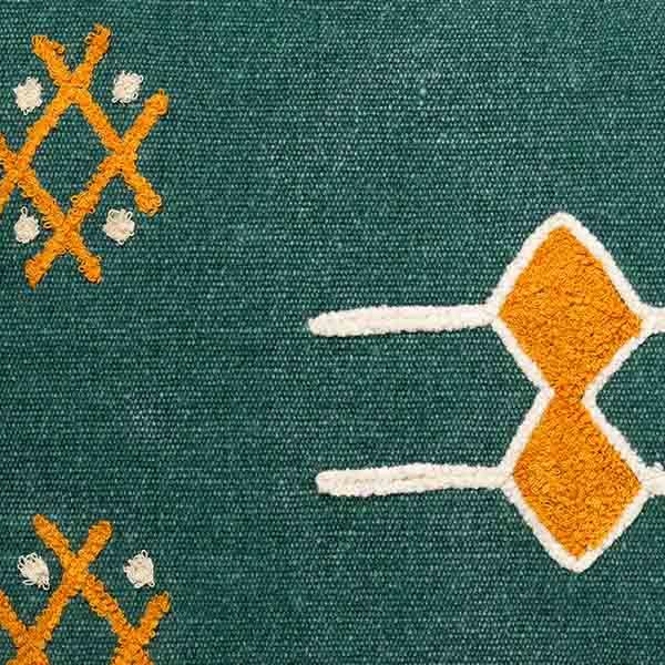 Kussen Zina sagebrush green 60x40cm detail
