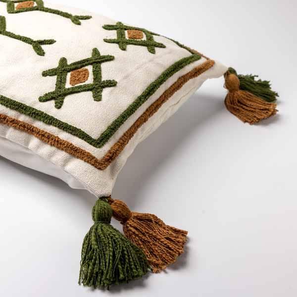 Kussen Zita chive 60x40cm kwastjes